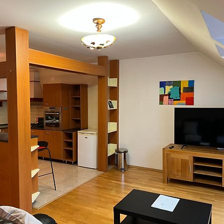 Dependance Patriot Trnava Hotel Eksteriør billede