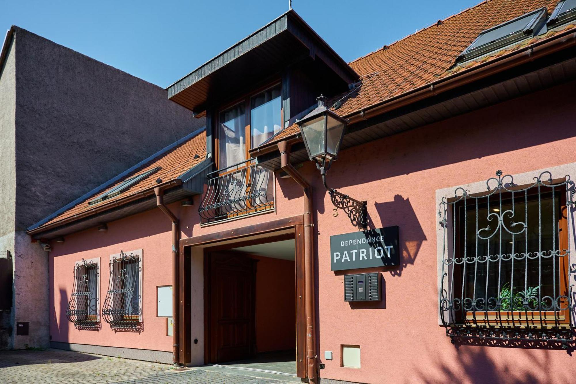 Dependance Patriot Trnava Hotel Eksteriør billede