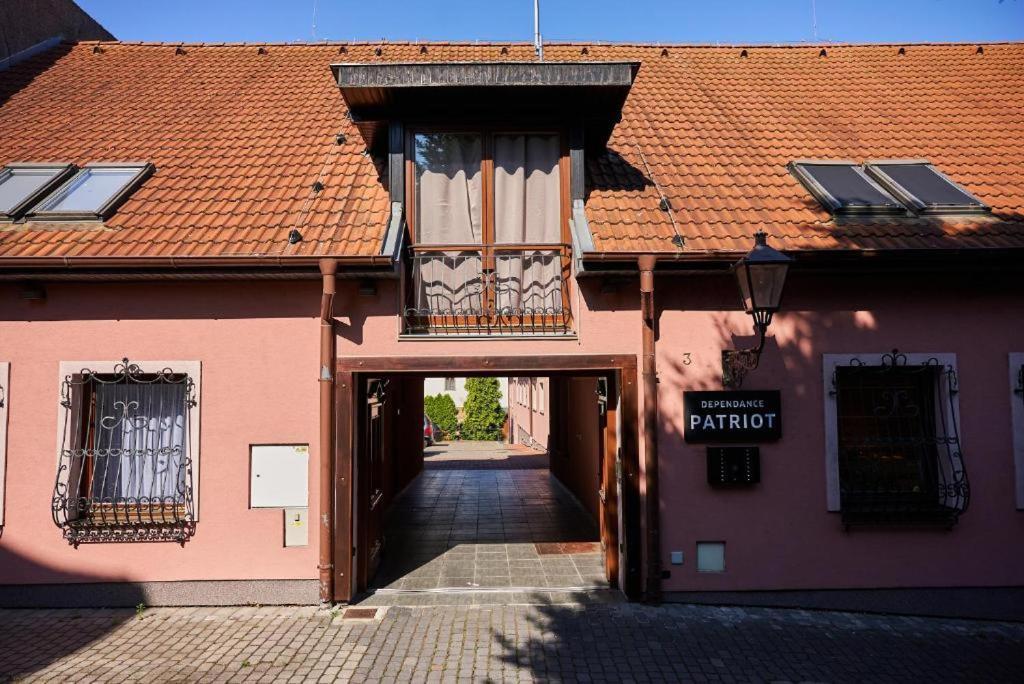 Dependance Patriot Trnava Hotel Eksteriør billede